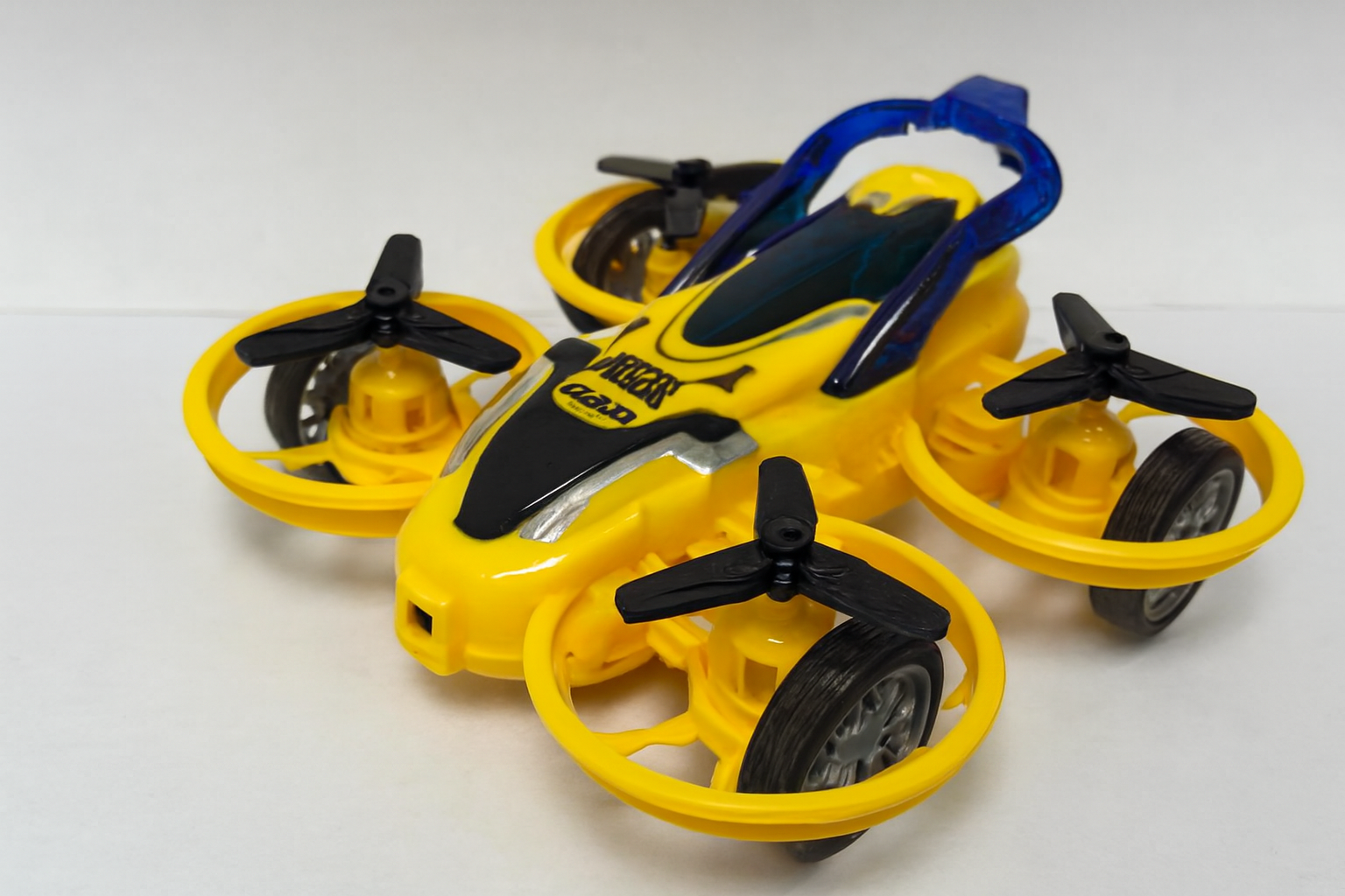 Yellow AeroDrone Racing Car Toy - Image 3